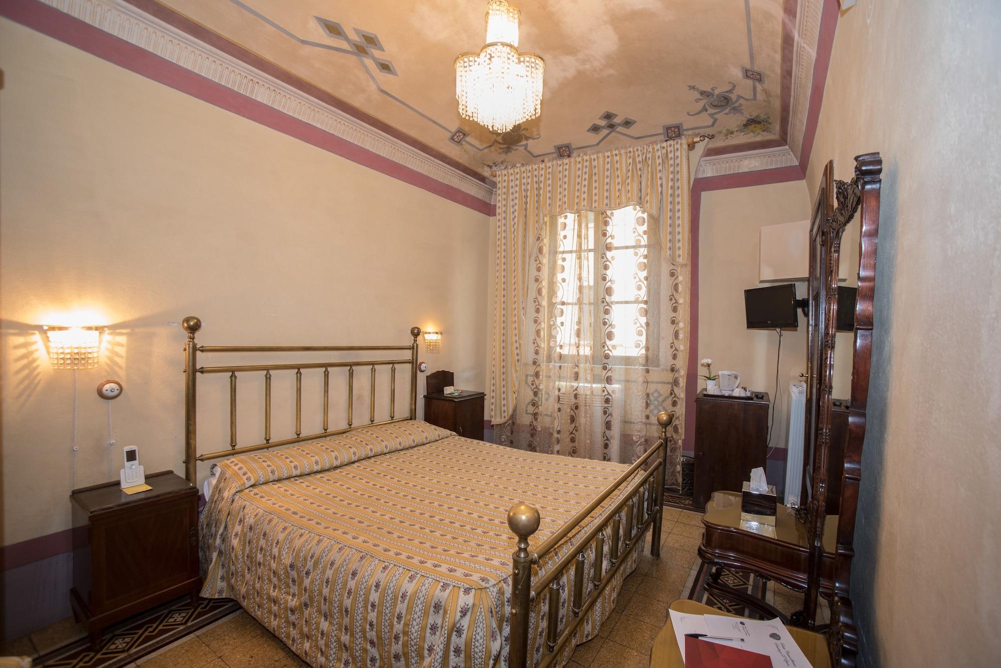 Bed & Breakfast Relais Centro Storico Residenza D'epoca 2*