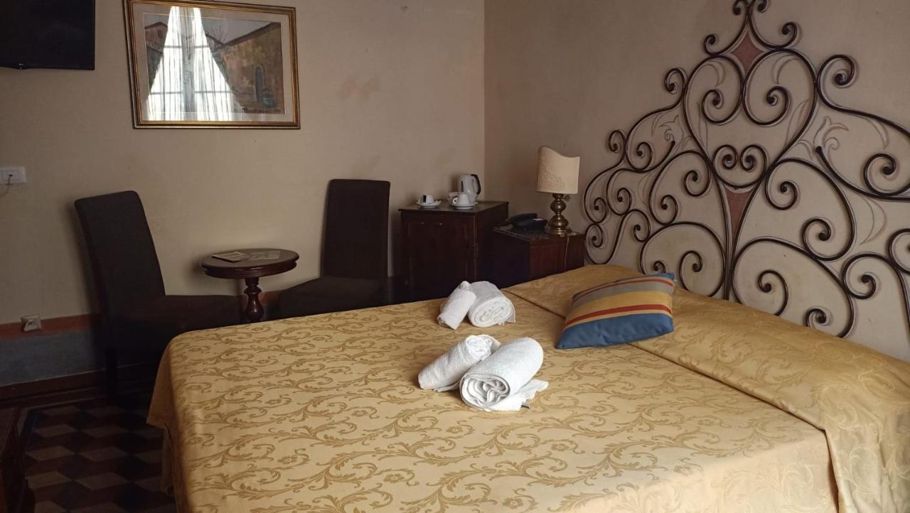 Relais Centro Storico Residenza D'epoca Bed & Breakfast Pisa